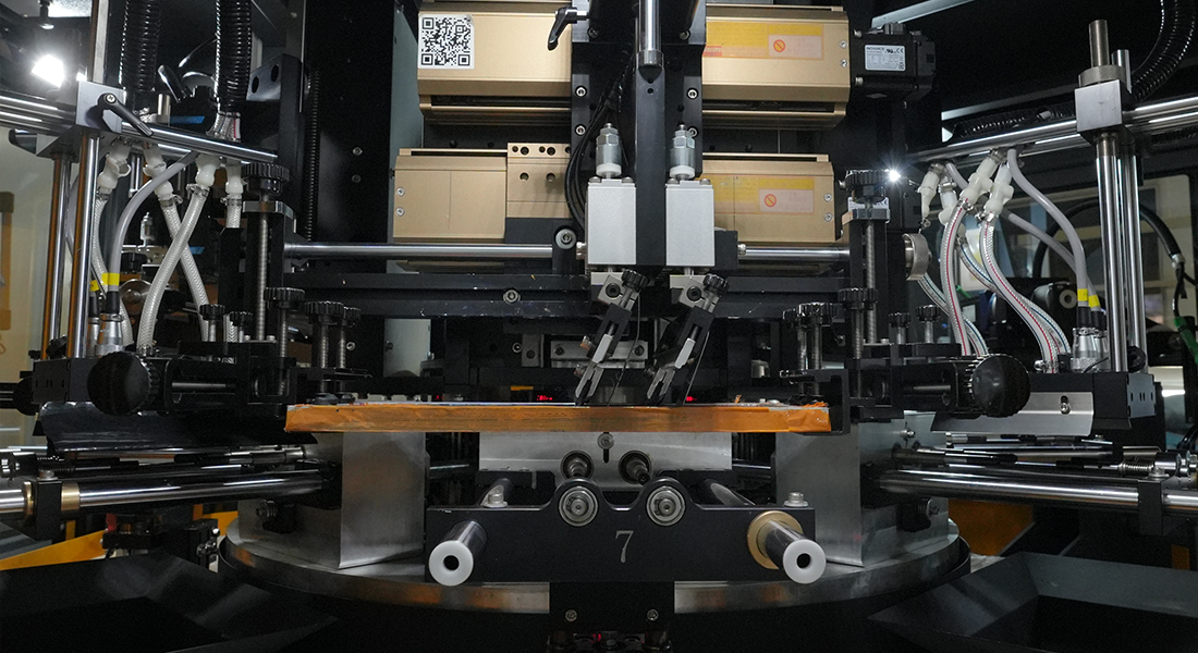 USINE DE BOUTEILLES EN VERRE