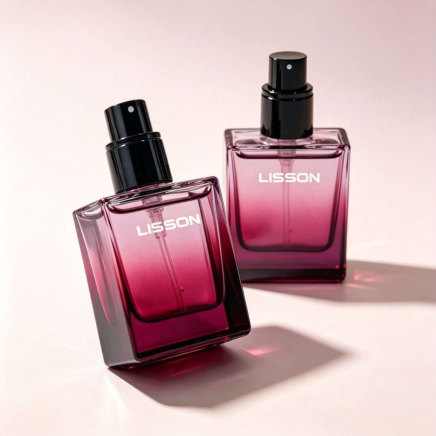 Flacon de parfum de luxe en verre dégradé plat et carré de 30 ml