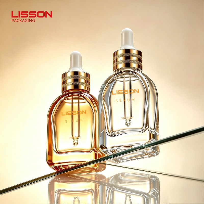 Quels types d'emballages en verre sont couramment utilisés pour les cosmétiques ?
